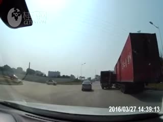 ����һ������¼��Ƶ ����һ��һŮ������ʱ����������